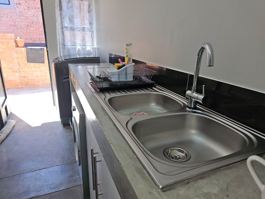 3 Bedroom Property for Sale in Dwarswegstrand Western Cape